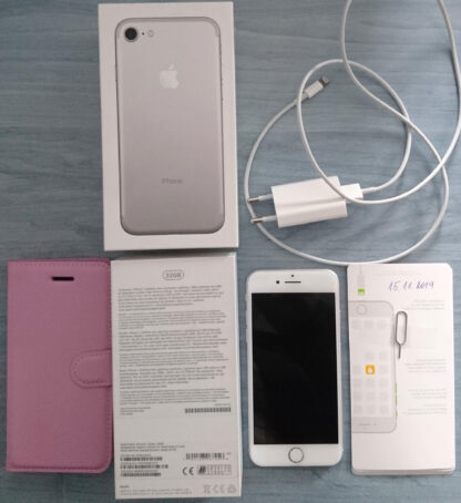 iPhone 7 32GB bílo-stříbrný + flipové pouzdro - Image 2